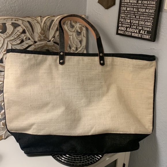 Burlap Zipper Top Tote - Picture 2 of 5